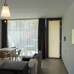 Aifen - Pentru Toata Familia In - Cu Gradina Proprie, La 2 Pasi De Plaja