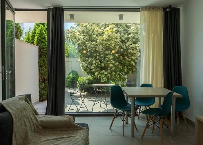 Aifen - Pentru Toata Familia In - Cu Gradina Proprie, La 2 Pasi De Plaja