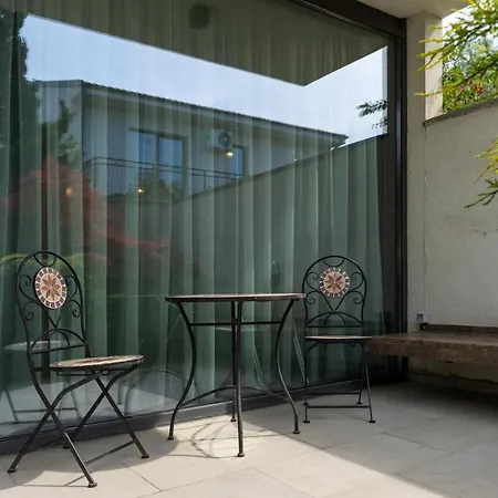 Aifen - Pentru Toata Familia In - Cu Gradina Proprie, La 2 Pasi De Plaja Eforie Nord