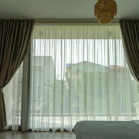 Aifen - Pentru Toata Familia în - Cu Gradină Proprie, La 2 Pași De Plajă Eforie Nord