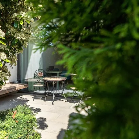 Appartement Aifen - Pentru Toata Familia In - Cu Gradina Proprie, La 2 Pasi De Plaja Eforie Nord